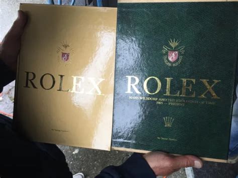 Dal caviale al Rolex,100 anni di ironia verso la sinistra